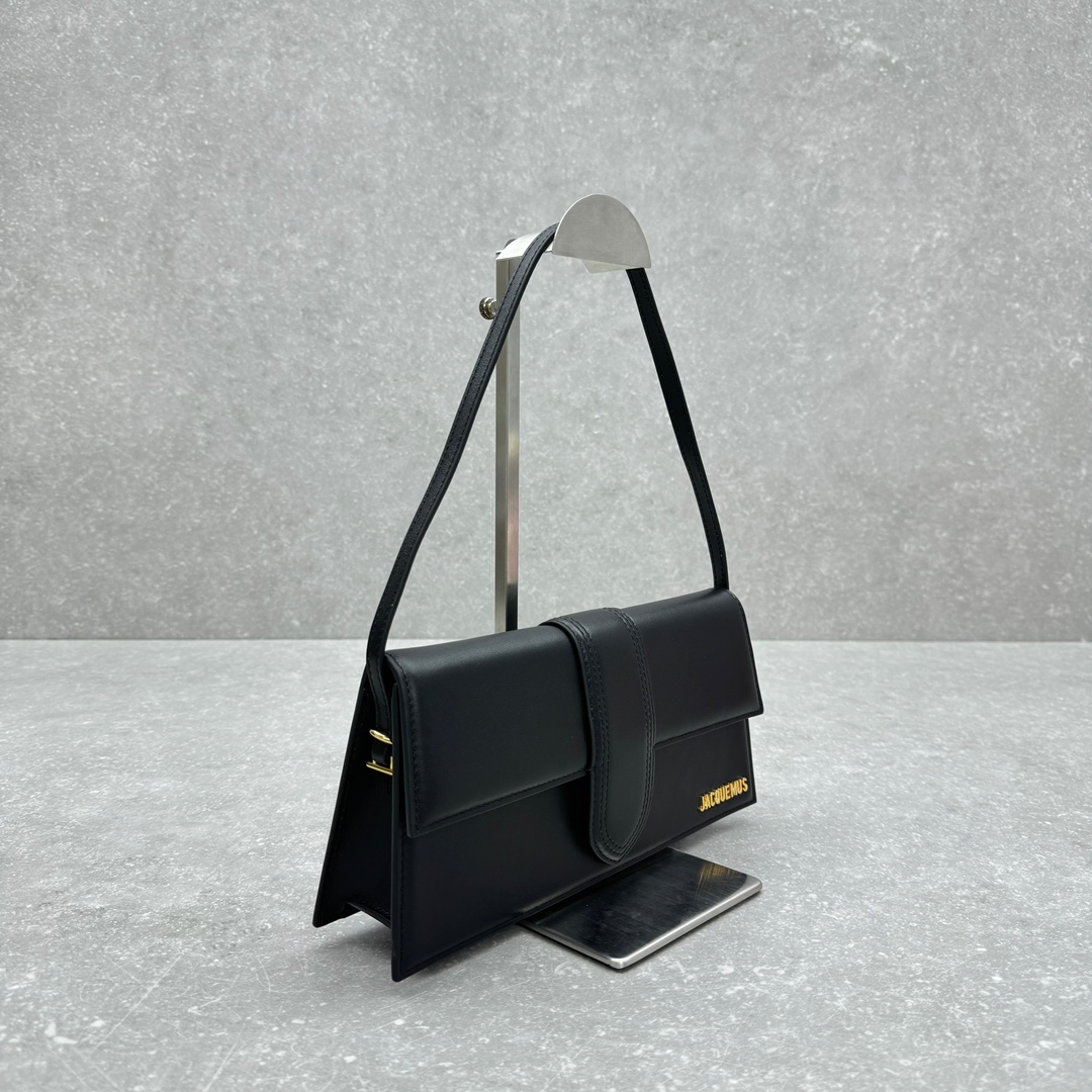 Jacquemus Satchel Bags